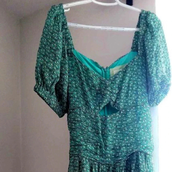 NEW Anthropologie 10 Floral Puff Sleeved Cut  Out Midi Dress Green Handkerchief - Picture 5 of 11